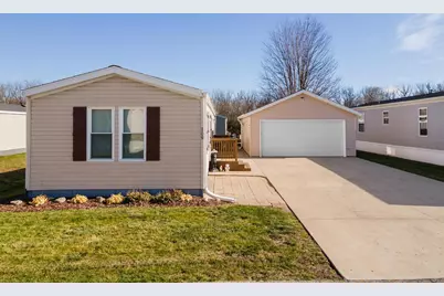 897 E Lake Street #109, Lake Mills, WI 53551 - Photo 2