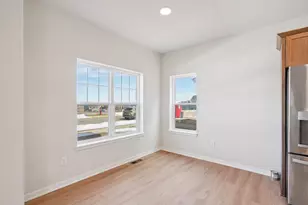 6637 Redpoll Rd, Middleton, WI 53562 - Photo 6