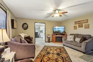 S6185 Bluff Rd, Merrimac, WI 53561 - Photo 4