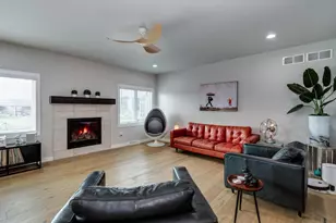 409 Peterson Trail, Oregon, WI 53575 - Photo 2