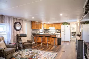2029 Maple St, Friendship, WI 53934 - Photo 4