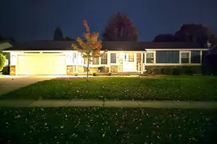 803 Centennial Pkwy, Waunakee, WI 53597 - Photo 2