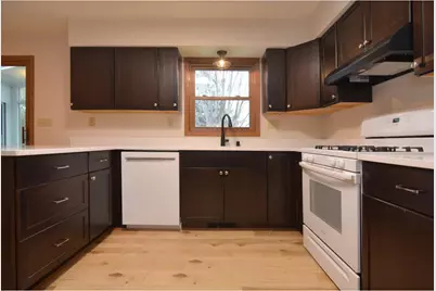 803 Centennial Parkway, Waunakee, WI 53597 - Photo 10