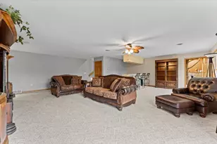 S4362 Fox Hill Cir, Baraboo, WI 53913 - Photo 40