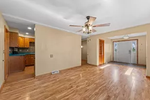 N7726 Wendlick Rd, Pardeeville, WI 53954 - Photo 10