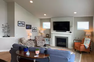 10411 Hollow Aspen Ln, Madison, WI 53593 - Photo 6