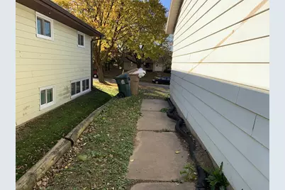 805-807 Brandie Road, Madison, WI 53714 - Photo 8