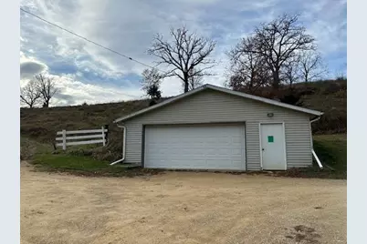 1906 Squirrel Hill Road, Hollandale, WI 53544 - Photo 6