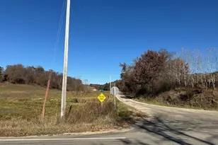 1906 Squirrel Hill Rd, Hollandale, WI 53544 - Photo 82