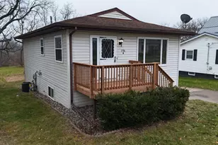 1706 Kilbourn Ave, Tomah, WI 54660 - Photo 2