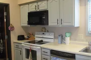 E11062 Center Rd, North Freedom, WI 53951 - Photo 12