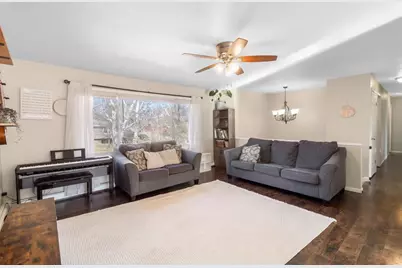 305 South Road, Mount Horeb, WI 53572 - Photo 8