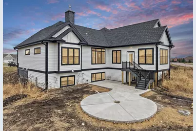 912 Westbridge Court, Waunakee, WI 53597 - Photo 4