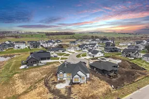 912 Westbridge Ct, Waunakee, WI 53597 - Photo 6