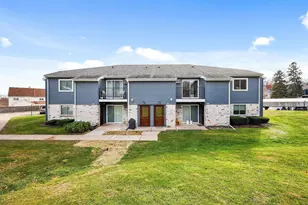 1608 Whispering Pines Way, Fitchburg, WI 53713 - Photo 2