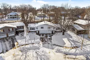 5019-5021 Manitowoc Pkwy, Madison, WI 53705 - Photo 4