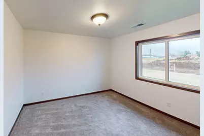 705 Stelting Street, Sparta, WI 54656 - Photo 10