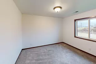 705 Stelting St, Sparta, WI 54656 - Photo 10