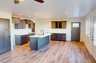 703 / 705 Stelting St, Sparta, WI 54656 - Photo 4