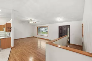 305 Mack Dr, Reedsburg, WI 53959 - Photo 6