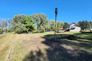 2290 S Afton Rd, Beloit, WI 53511 - Photo 16