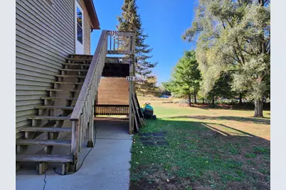 2290 S Afton Road, Beloit, WI 53511 - Photo 4