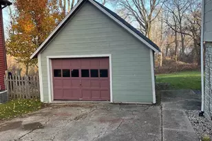 616 Ridge St, Stoughton, WI 53589 - Photo 4