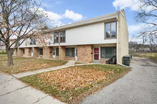 315 Nautilus Dr, Madison, WI 53705 - Photo 2