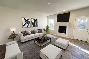 802 Sarah St, Belleville, WI 53508 - Photo 6