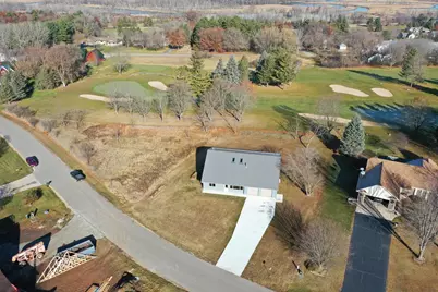 N8568 Seward Dr, Berlin, WI 54923 - Photo 2