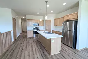 4817 Suelo Rd, Fitchburg, WI 53711 - Photo 4