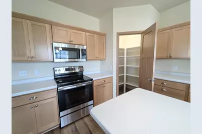 4817 Suelo Road, Fitchburg, WI 53711 - Photo 6