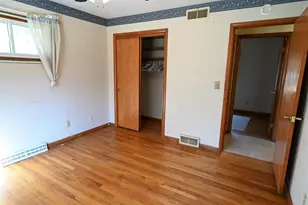 W8108 Dunning Rd, Pardeeville, WI 53954 - Photo 10