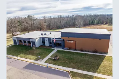 201 Hoehn Drive, Lyndon Station, WI 53944 - Photo 2