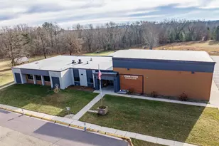 201 Hoehn Dr, Lyndon Station, WI 53944 - Photo 2