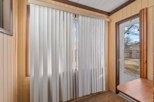 617 East St, Baraboo, WI 53913 - Photo 18