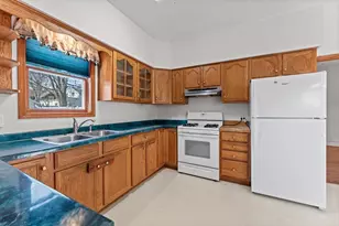 617 East St, Baraboo, WI 53913 - Photo 14