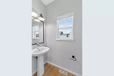 463 Crusader Point, Waunakee, WI 53597 - Photo 18