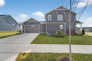 463 Crusader Pt, Waunakee, WI 53597 - Photo 34