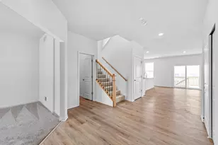 2901 Alpine Run, Stoughton, WI 53589 - Photo 4