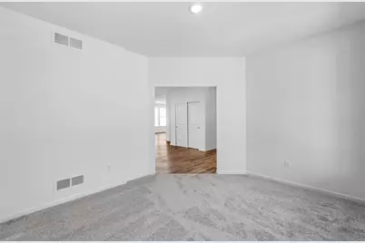 2901 Alpine Run #77, Stoughton, WI 53589 - Photo 6