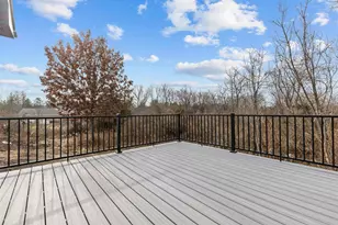 5611 N Vista Ln, Janesville, WI 53548 - Photo 14