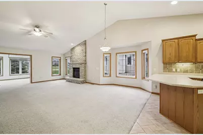 315 Pebble Brook Lane, Lodi, WI 53555 - Photo 12