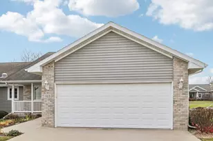 315 Pebble Brook Ln, Lodi, WI 53555 - Photo 2