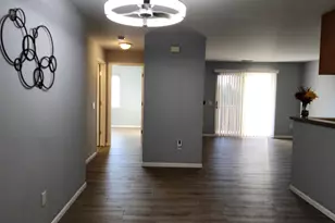 960 Rockefeller Ln, Madison, WI 53704 - Photo 12