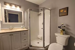 960 Rockefeller Ln, Madison, WI 53704 - Photo 32