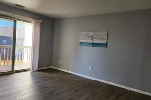 960 Rockefeller Ln, Madison, WI 53704 - Photo 18