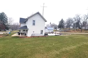 213 East St, Argyle, WI 53504 - Photo 58