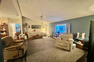 2216 Edgeview Dr, Monroe, WI 53566 - Photo 6