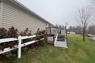 2216 Edgeview Dr, Monroe, WI 53566 - Photo 12